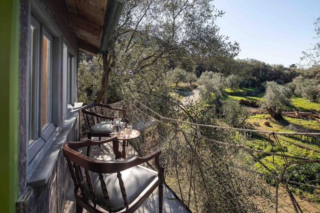 Margaritis'S Treehouse Villa Paramonas  Exterior photo